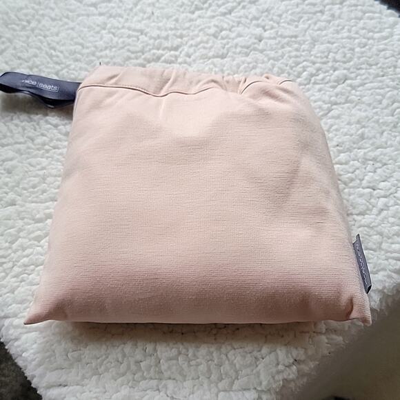 Light Pink Airplane Bus Train Seat Protector Nice Seats Washable Seat Cover - Picture 3 of 4